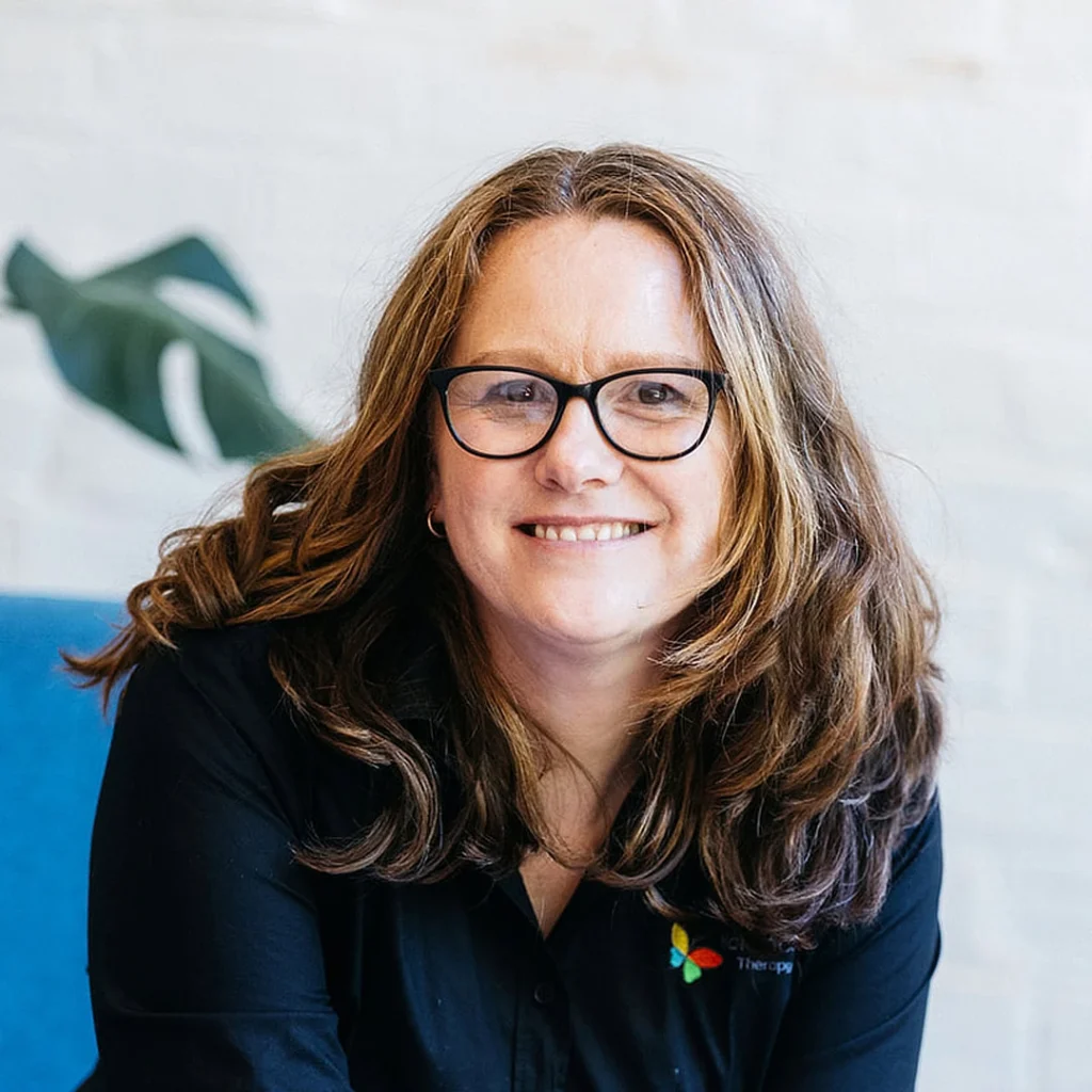 Nikki Bond - team page